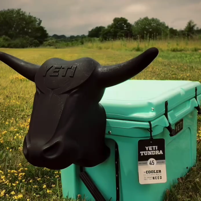 Image fo the Ladderside prize - a YETI cooler in Ladderside teal with a fake steer head for roping.